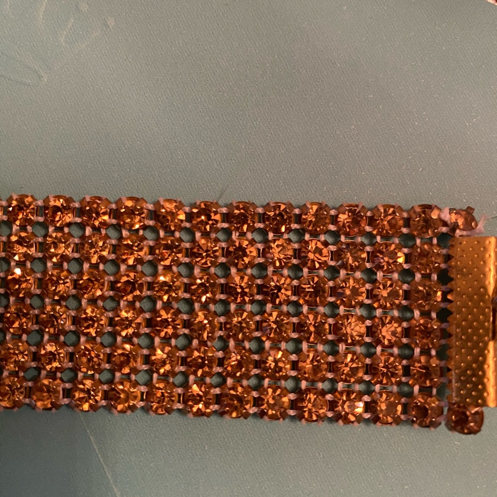 Chokers - Picture 8 of 16